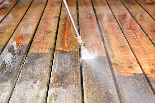 Why Choose Our Certified Pressure Washing Experts for Your Project Needs in Rosedale, MS?